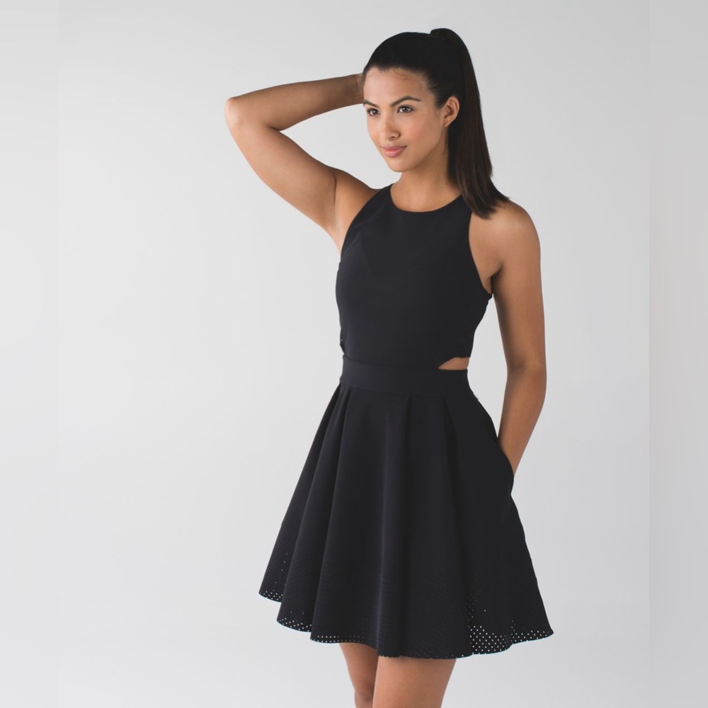 Lululemon Away Dress - Black